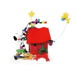 Peanuts® Village*Department 56 Getting Ready for Christmas