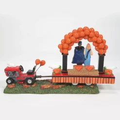 Snow Village Halloween*Department 56 Polar Royalty