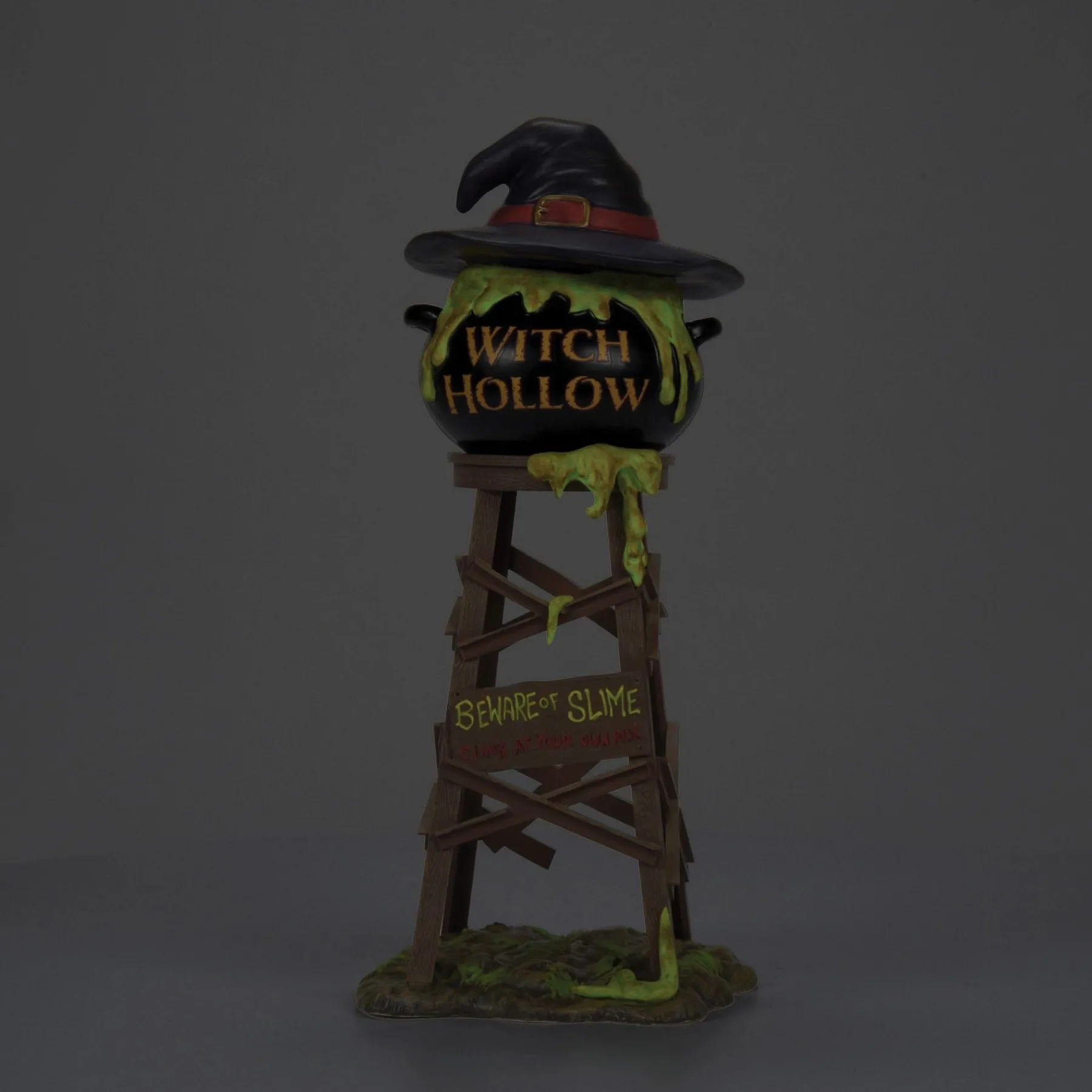 Snow Village Halloween*Department 56 Witch Hollow Watertower